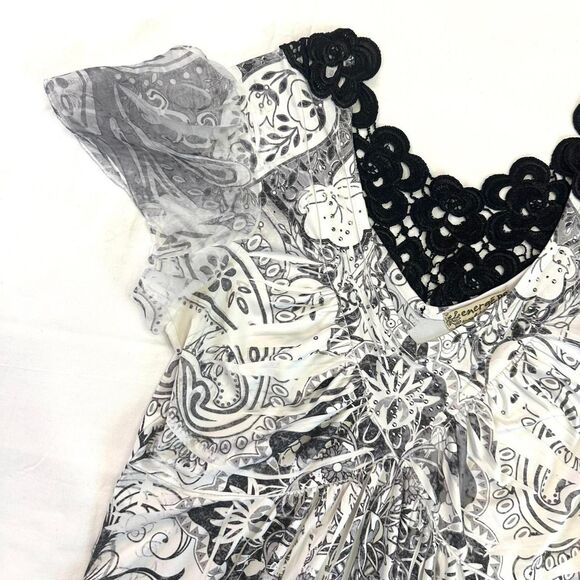 2000s Energe‎ Black White Floral Paisley Top Rhinestones Lace Sz PS Alt Boho - Picture 2 of 4